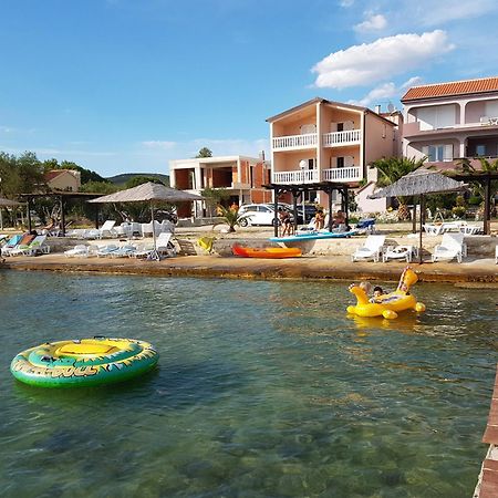 Euroholiday Apartments Turanj Ngoại thất bức ảnh