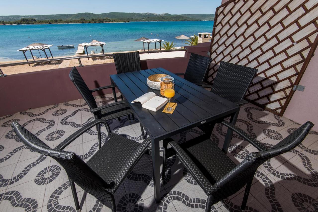 Euroholiday Apartments Turanj Ngoại thất bức ảnh
