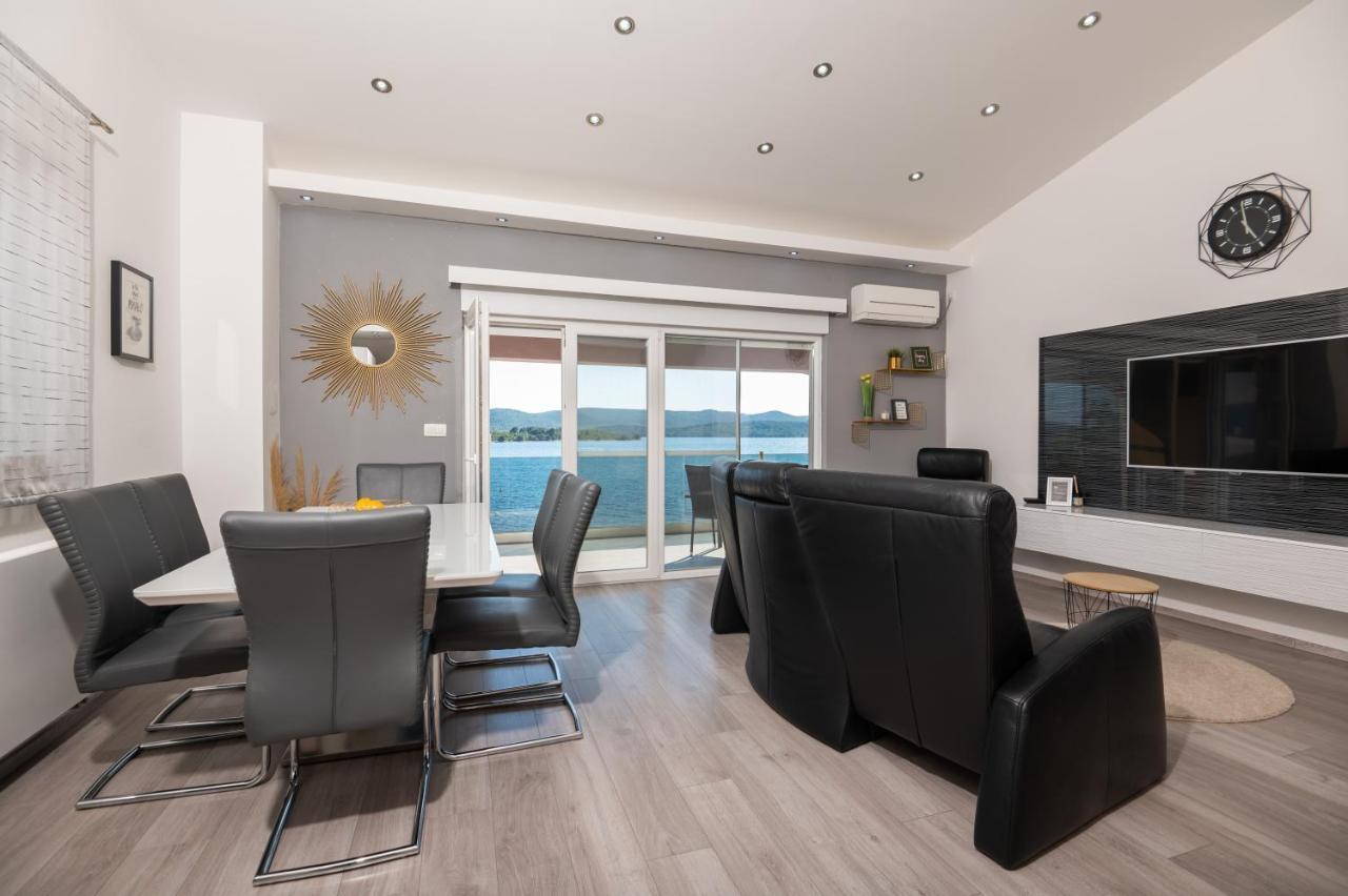 Euroholiday Apartments Turanj Ngoại thất bức ảnh